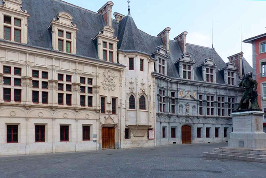 DAUPHINE
